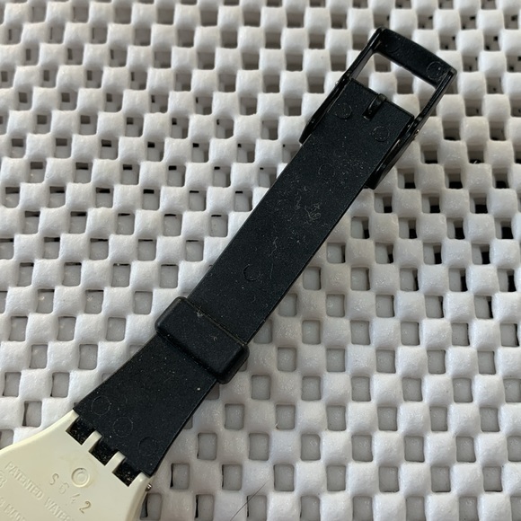 Swatch Watch - LW112 - LITTLE ECLIPSE - Picture 8 of 10